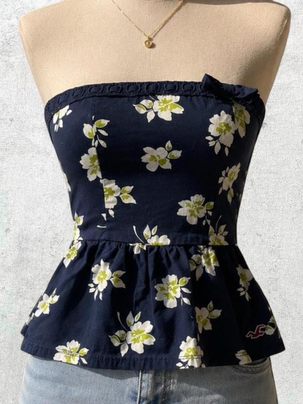 Y2K/Vintage Hollister Navy Blue Floral Tube Top Strapless Peplum Top